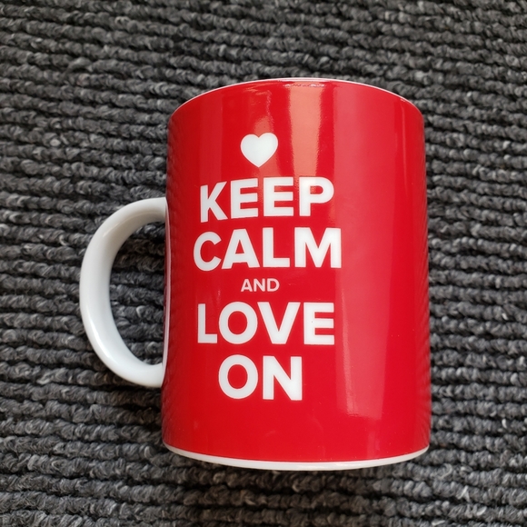 KEEP CALM and LOVE ON by Soho loft Mug with funny message Like New - Picture 3 of 7